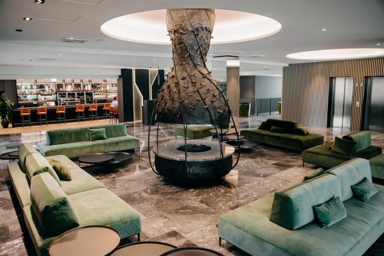 Elegans Hotel Brdo Kranj Luaran gambar