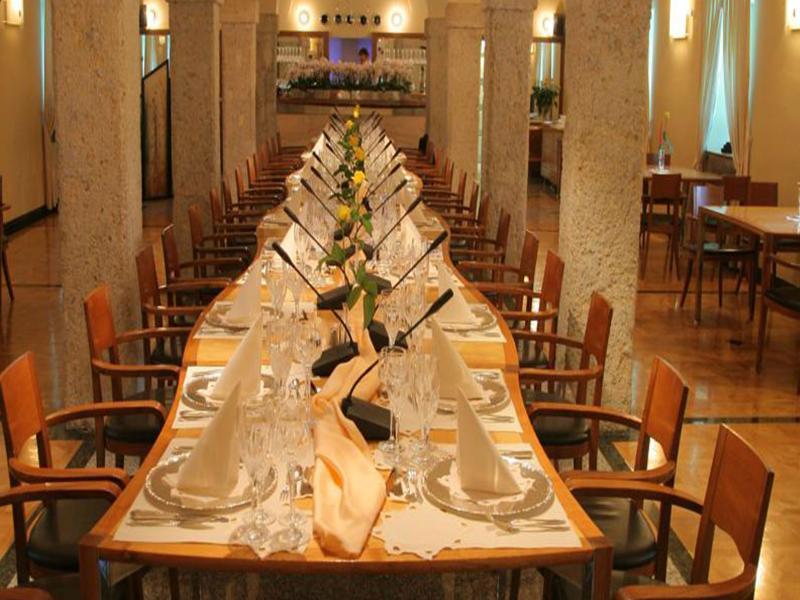 Elegans Hotel Brdo Kranj Luaran gambar